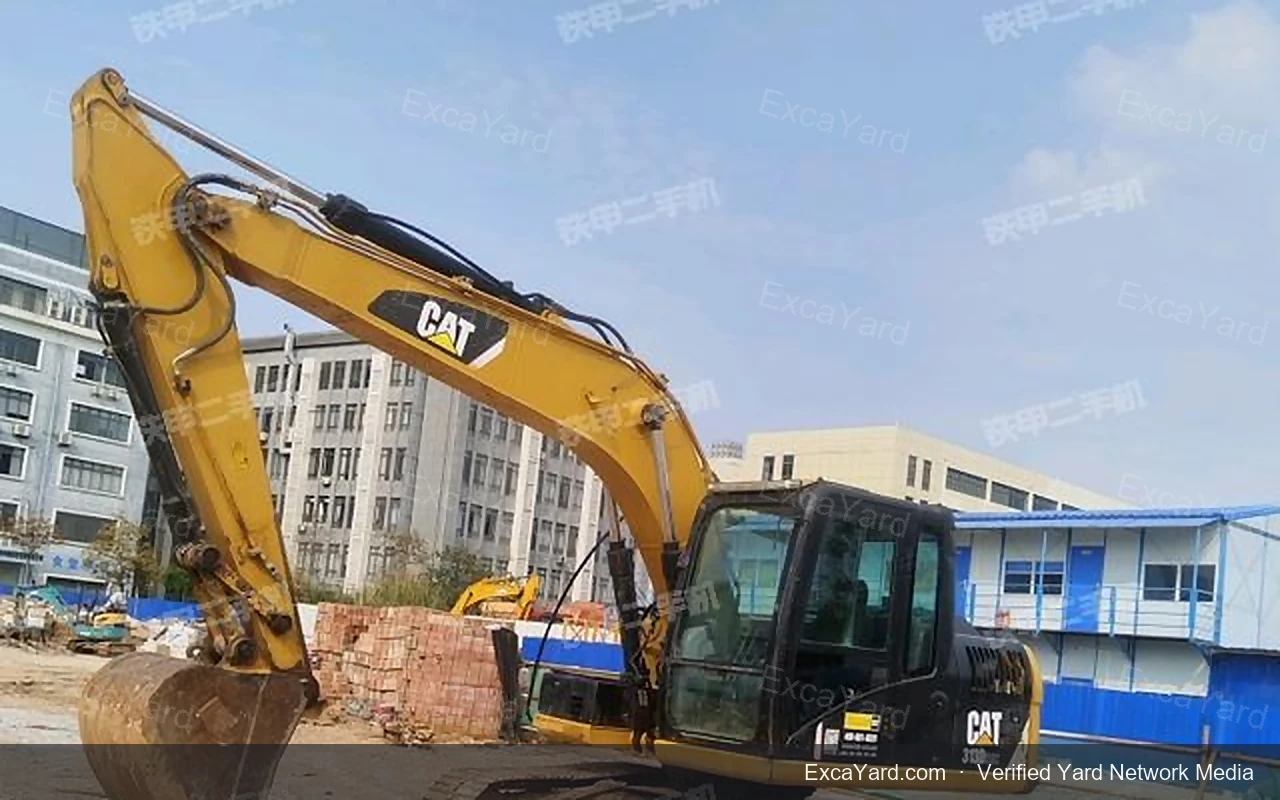 حفارة Cat 312D2L موديل 2018 بعدد 4,200 ساعة درجة A للتصدير