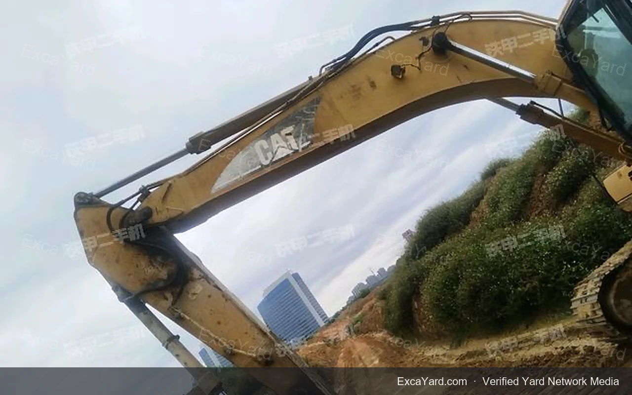 2003 Caterpillar 320C Used Excavator — gallery view 8, used excavator available for export from China