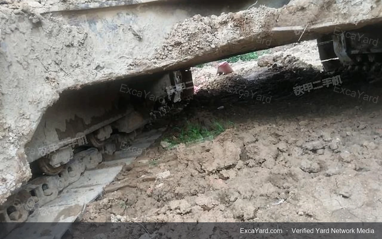 2003 Caterpillar 320C Used Excavator — gallery view 13, used excavator available for export from China