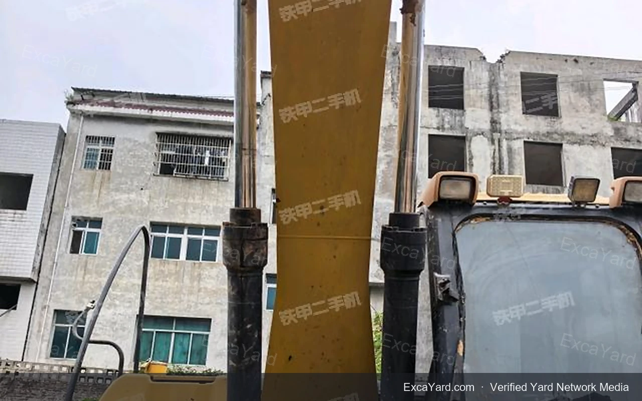 2013 Caterpillar 320D Used Excavator — gallery view 6, used excavator available for export from China
