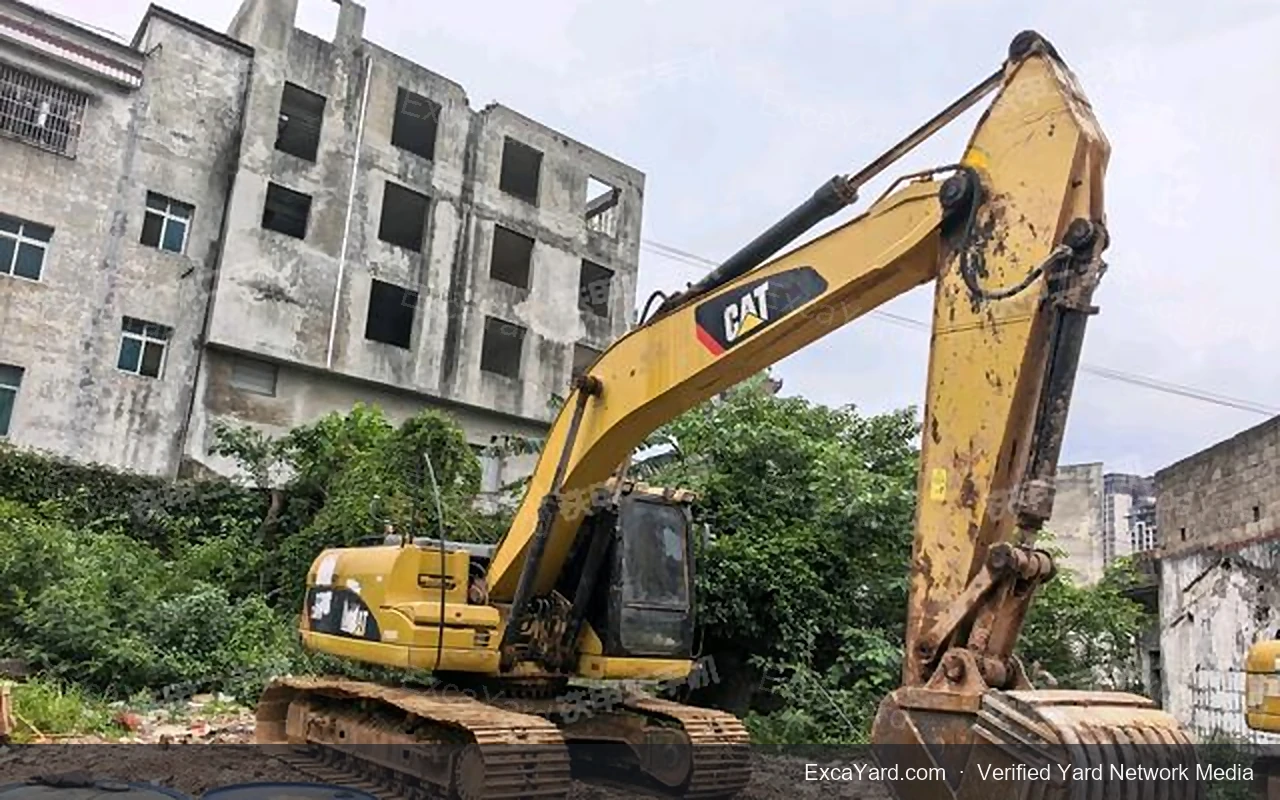 2013 Caterpillar 320D Used Excavator — gallery view 3, used excavator available for export from China