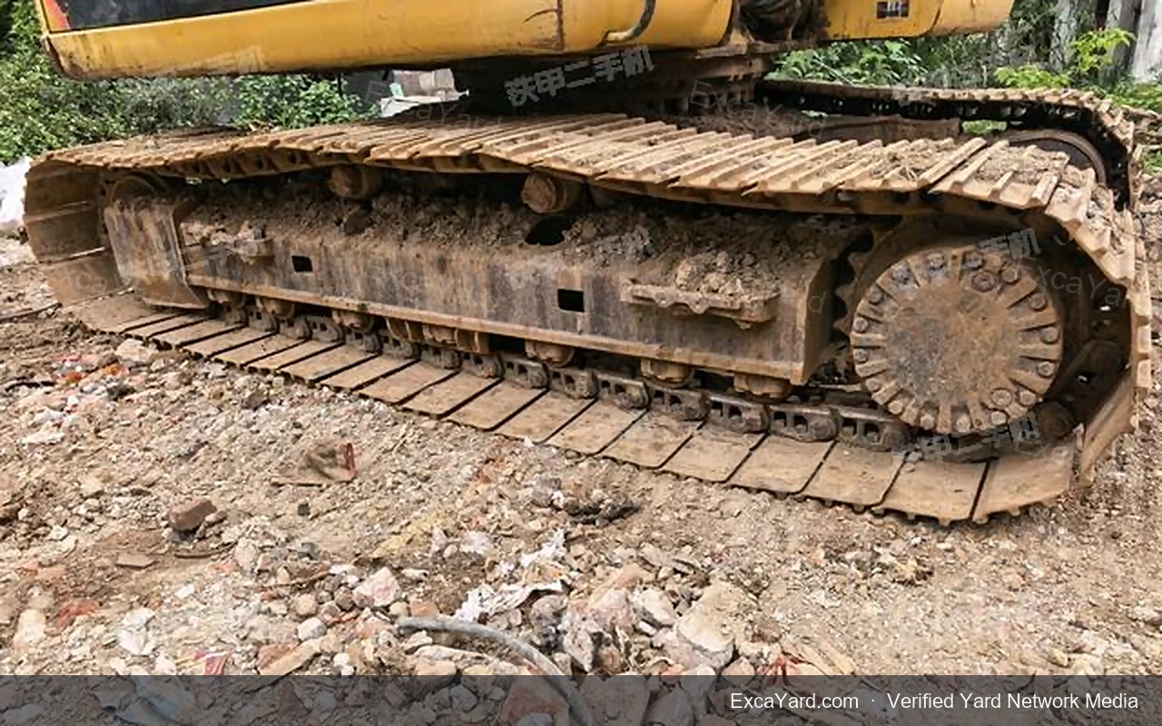 2013 Caterpillar 320D Used Excavator — gallery view 14, used excavator available for export from China