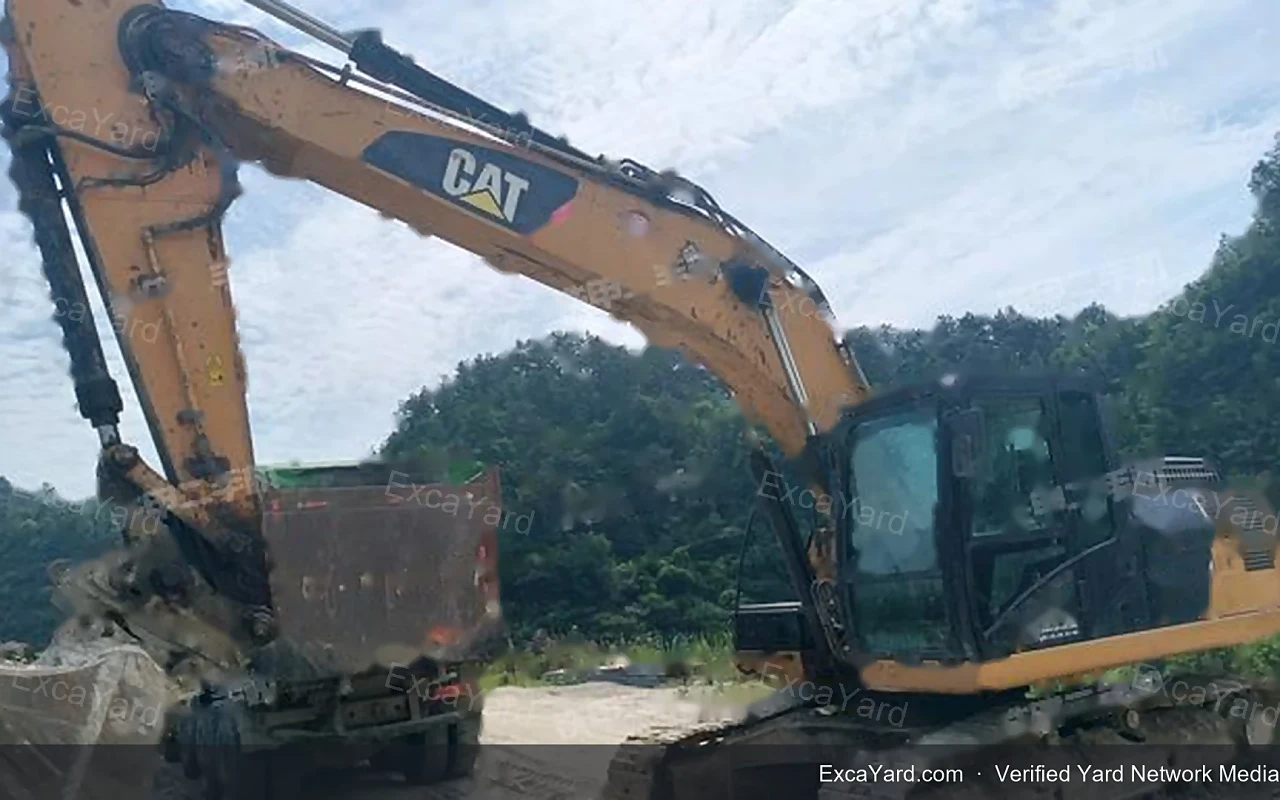 2017 Caterpillar 320D2GC Used Excavator — gallery view 6, used excavator available for export from China