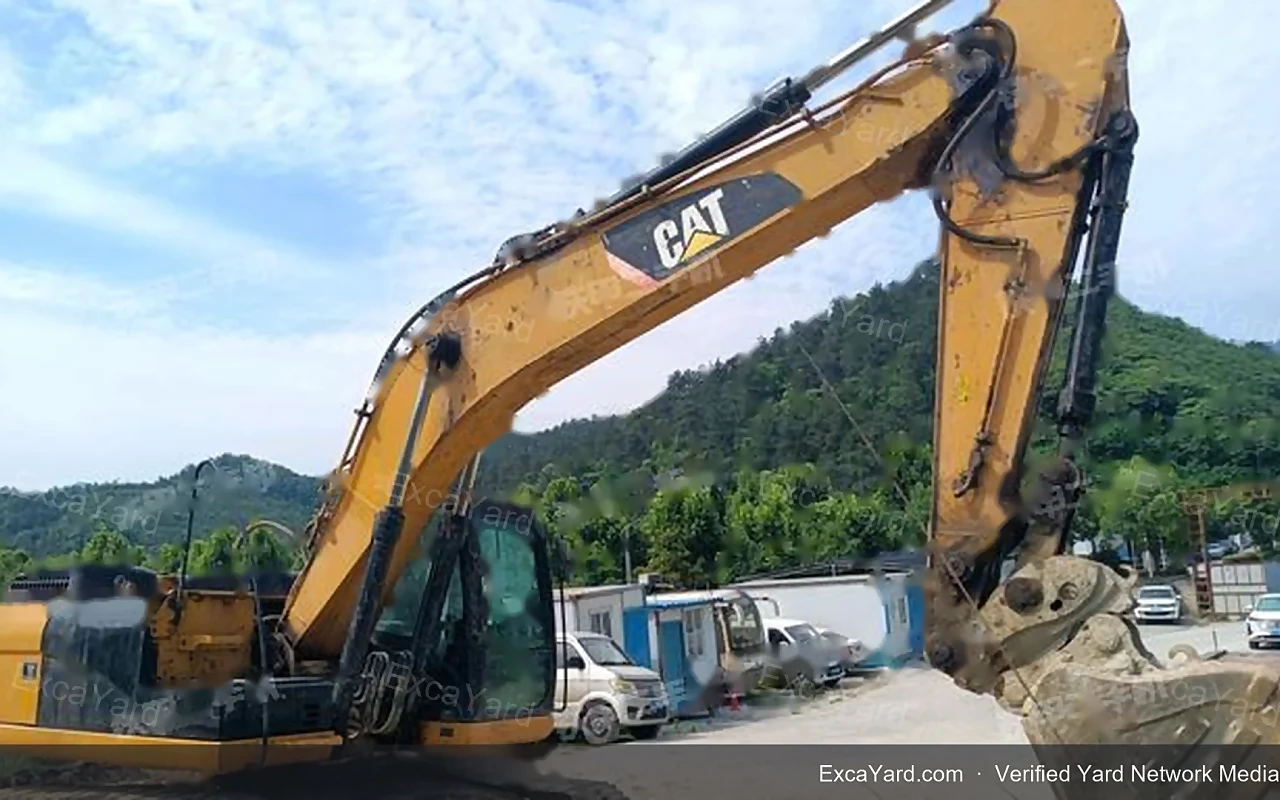 2017 Caterpillar 320D2GC Used Excavator — gallery view 3, used excavator available for export from China