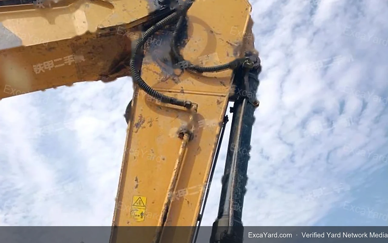 2017 Caterpillar 320D2GC Used Excavator — gallery view 8, used excavator available for export from China