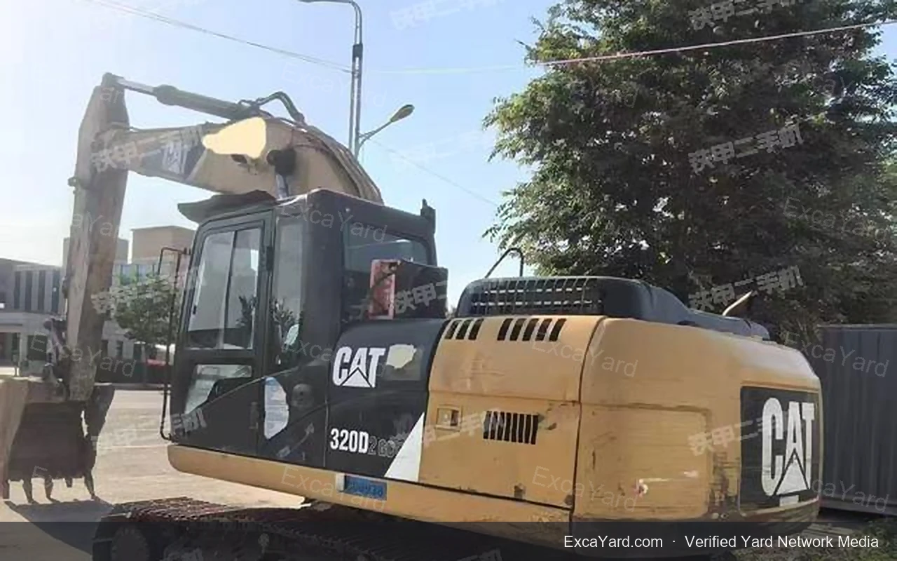 2014 Caterpillar 320D2GC Used Excavator — gallery view 13, used excavator available for export from China