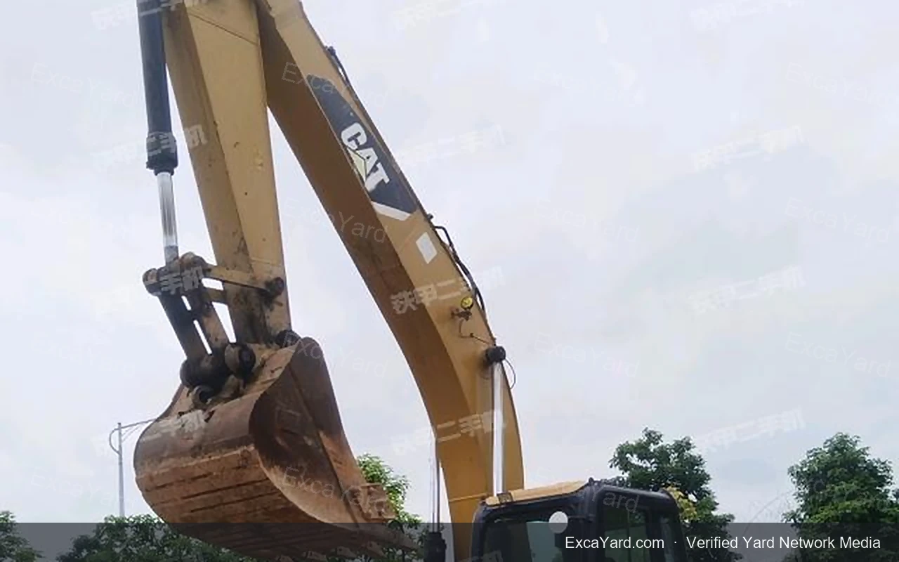2014 Caterpillar 320D2GC Used Excavator — gallery view 4, used excavator available for export from China