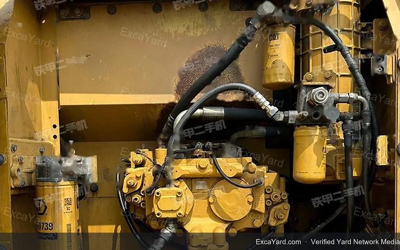 2011 Caterpillar 320DIMPORT Used Excavator — gallery view 15, used excavator available for export from China