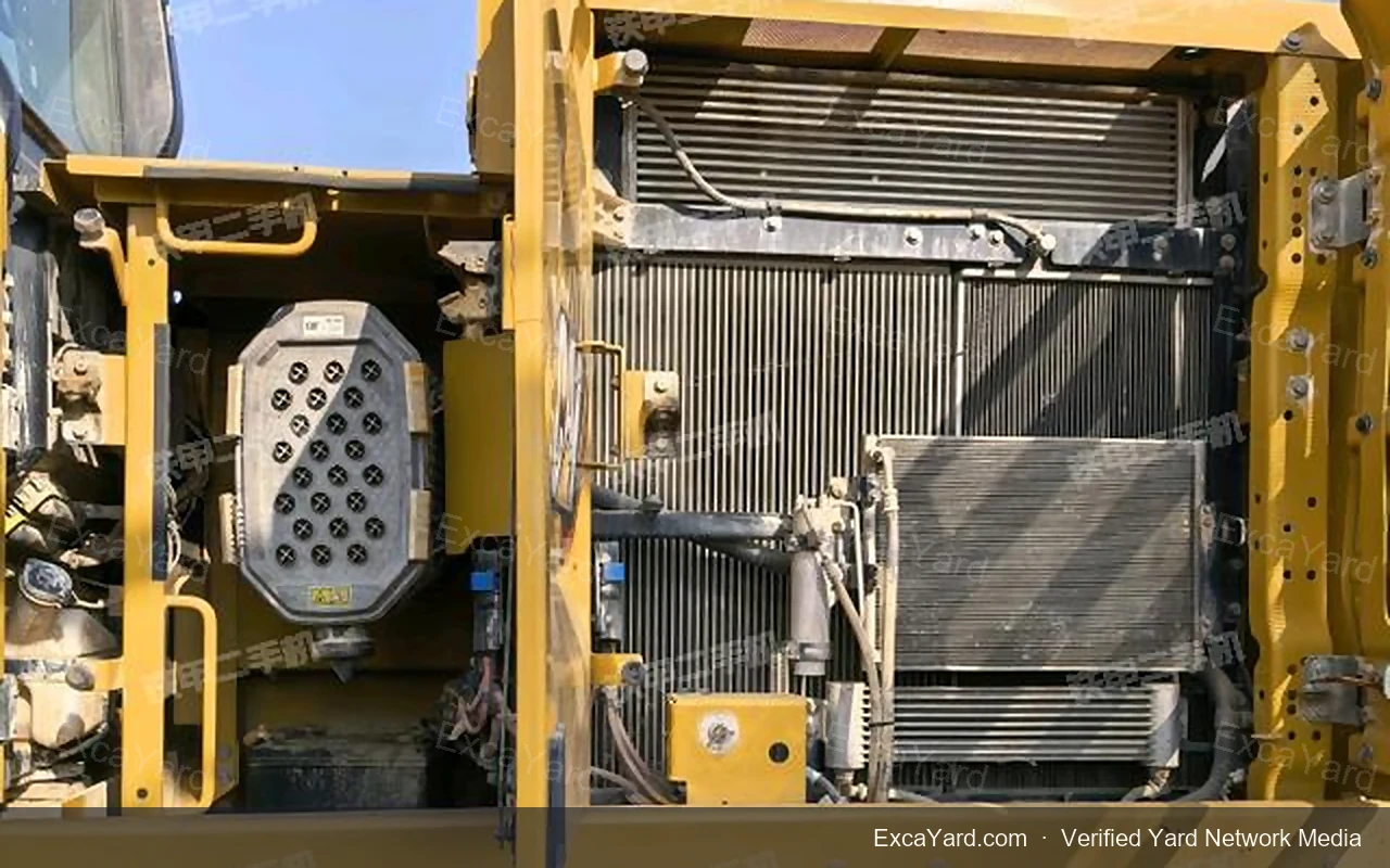 2021 Caterpillar 330 Used Excavator — gallery view 13, used excavator available for export from China