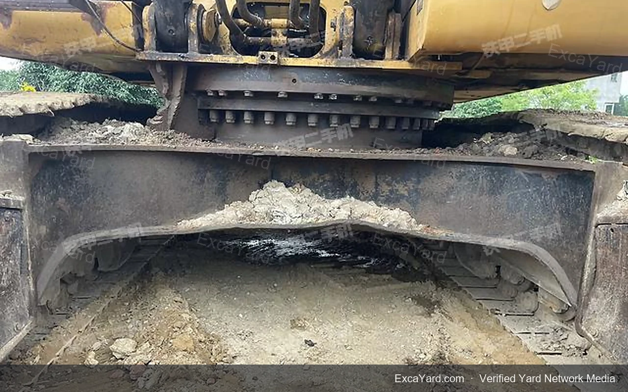 2014 Caterpillar 336D2 Used Excavator — gallery view 14, used excavator available for export from China