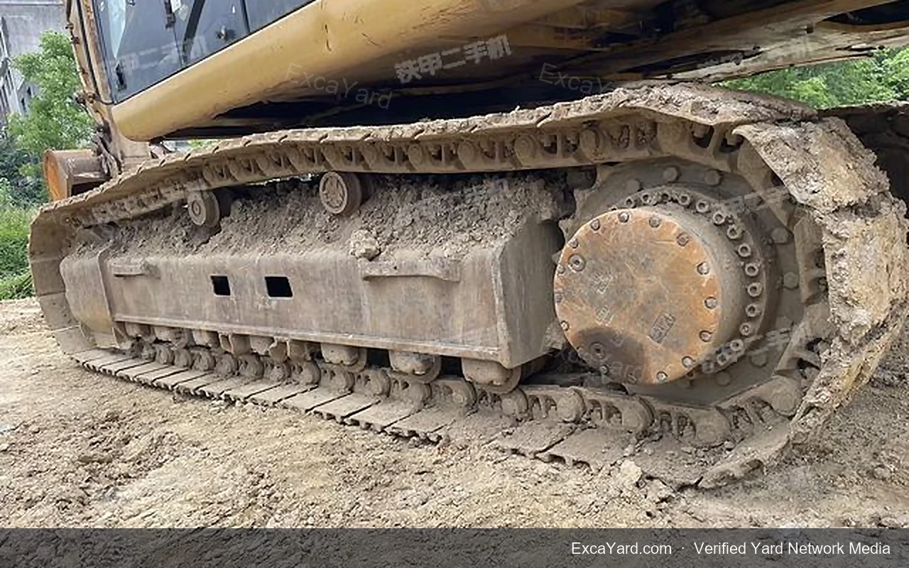 2014 Caterpillar 336D2 Used Excavator — gallery view 13, used excavator available for export from China