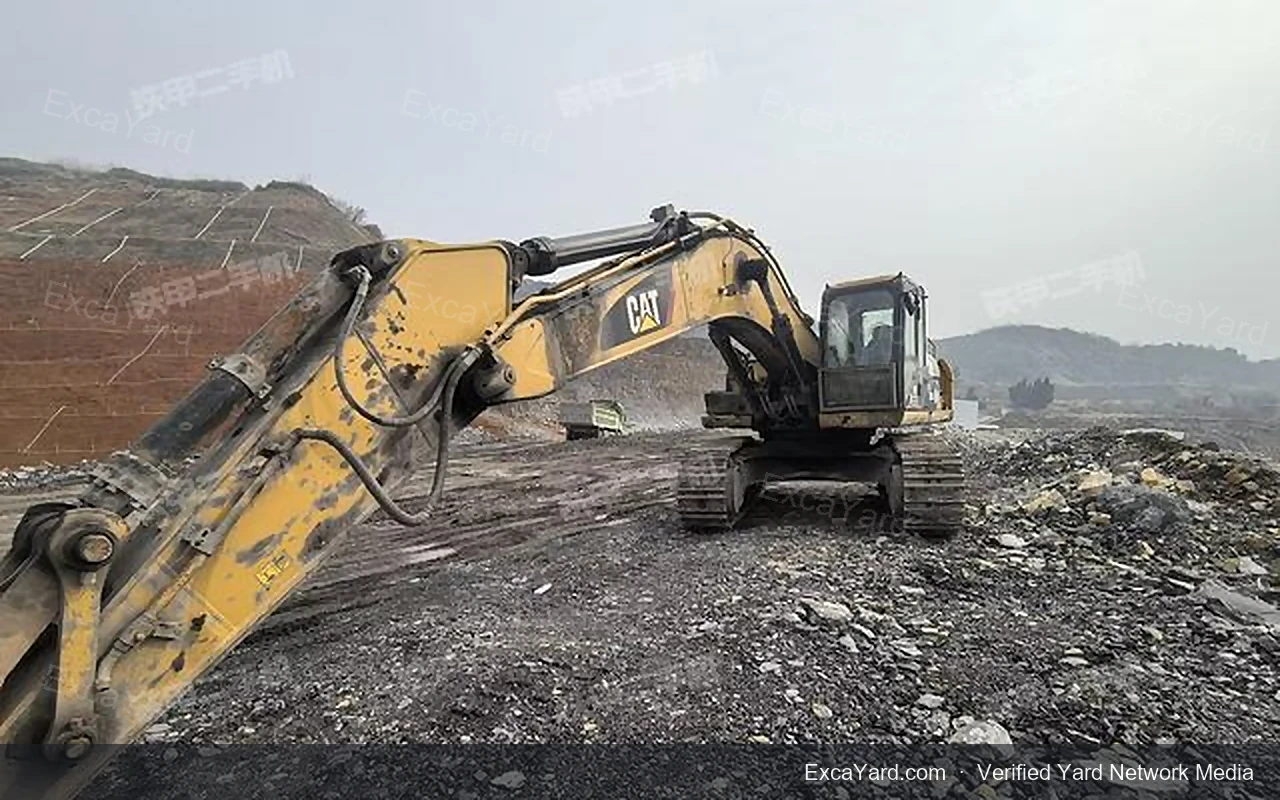 2018 Caterpillar 336D2 Used Excavator — gallery view 3, used excavator available for export from China