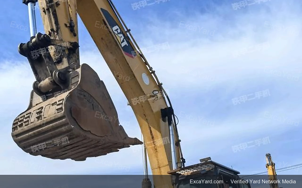 2018 Caterpillar 336D2 Used Excavator — gallery view 13, used excavator available for export from China