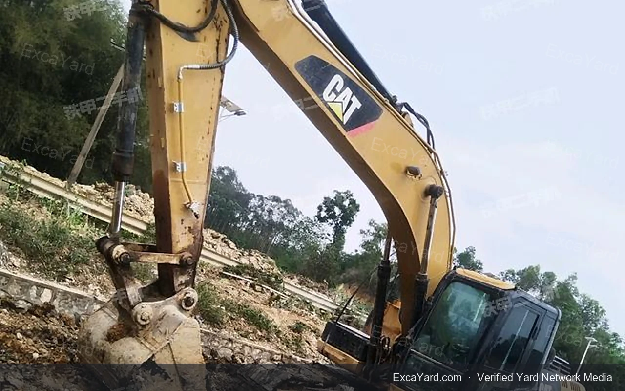 2022 Caterpillar 352 Used Excavator — gallery view 7, used excavator available for export from China
