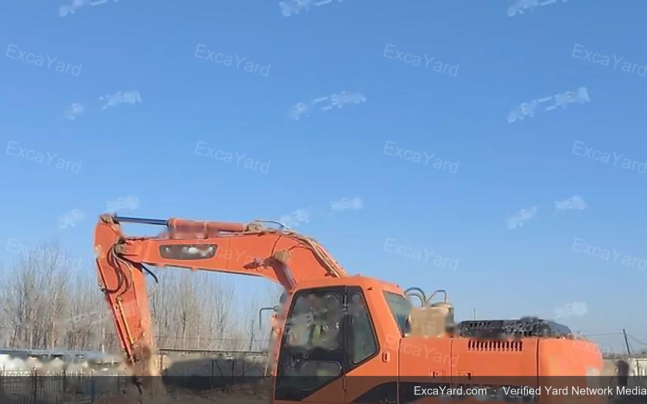 2010 Doosan DH225LC7 Used Excavator — gallery view 9, used excavator available for export from China