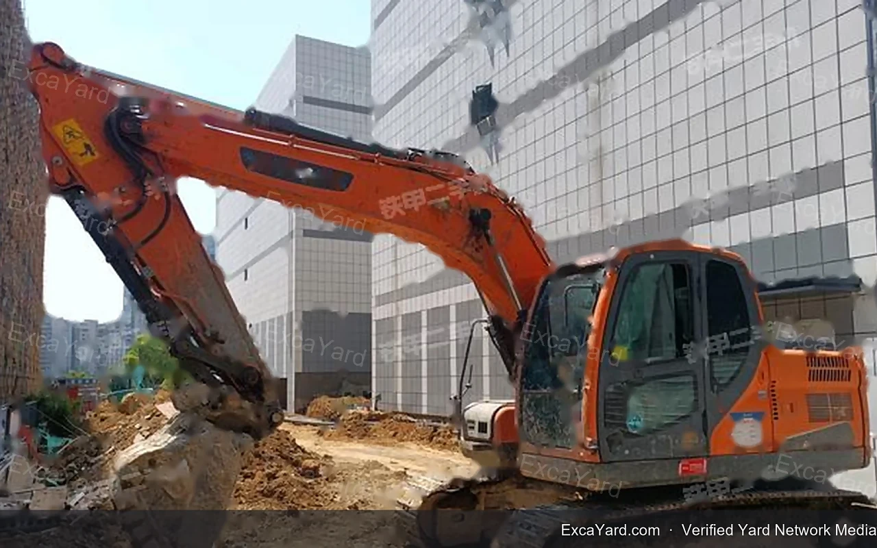 2010 Doosan DH225LC7 Used Excavator — gallery view 2, used excavator available for export from China