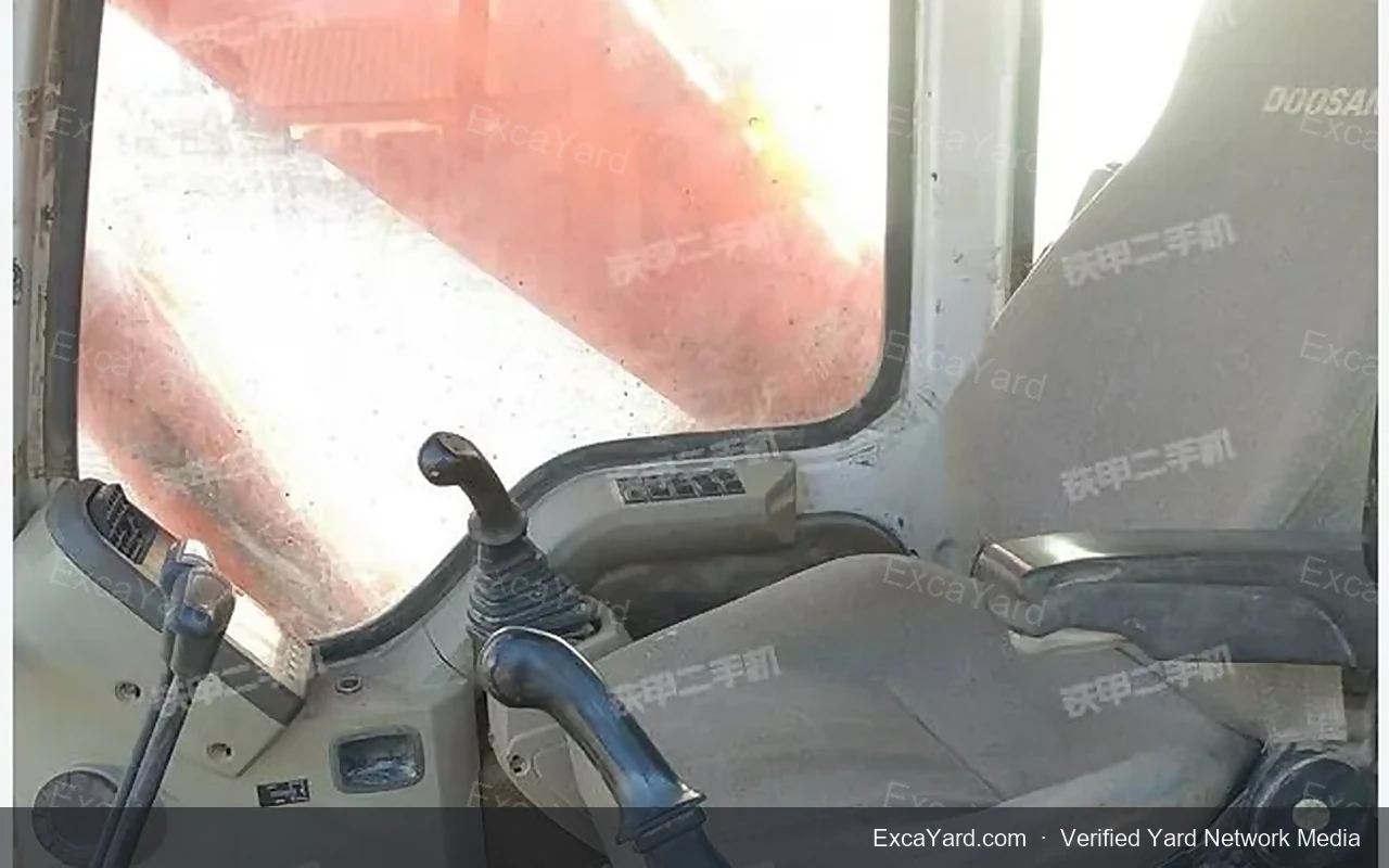 2010 Doosan DH225LC7 Used Excavator — gallery view 3, used excavator available for export from China