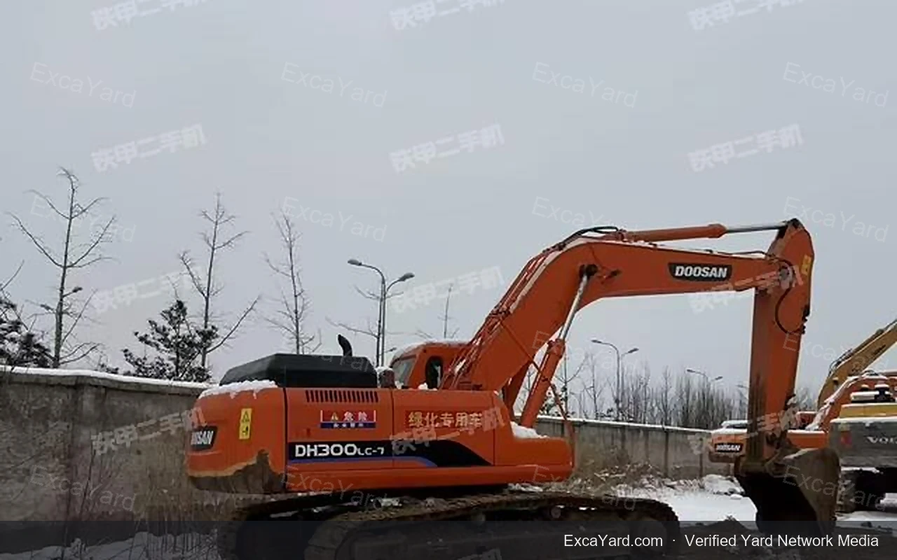 2009 Doosan DH300LC7 Used Excavator — gallery view 5, used excavator available for export from China