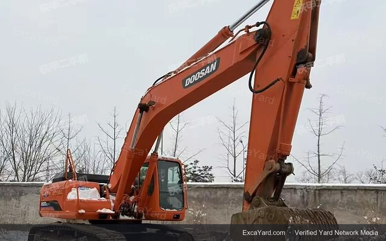 2009 Doosan DH300LC7 Used Excavator — gallery view 9, used excavator available for export from China