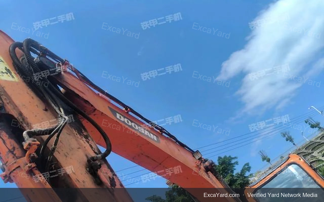 2014 Doosan DX150LC Used Excavator — gallery view 9, used excavator available for export from China