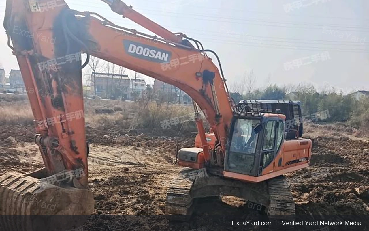 2015 Doosan DX150LC Used Excavator — gallery view 4, used excavator available for export from China