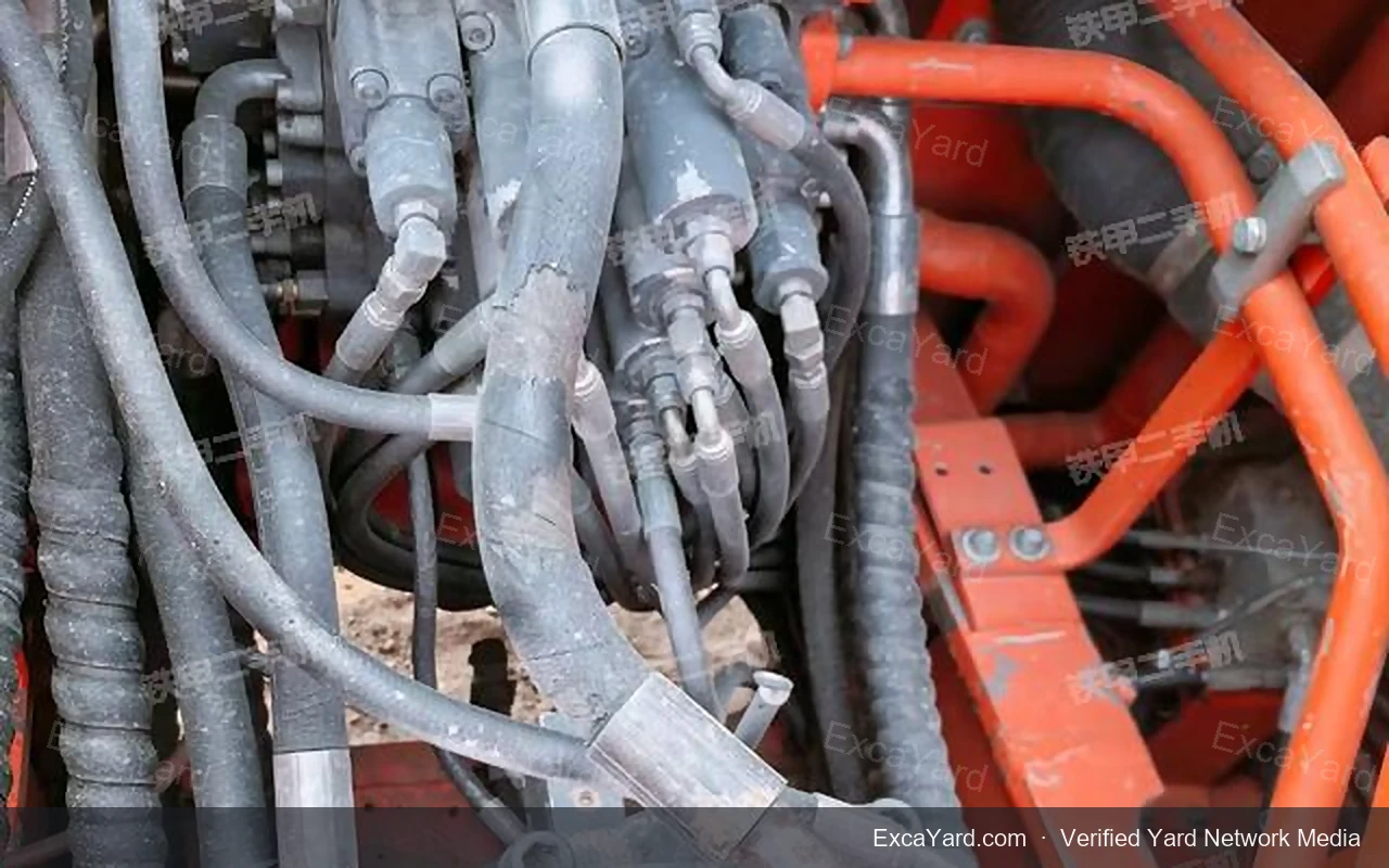 2014 Doosan DX260LC Used Excavator — gallery view 14, used excavator available for export from China