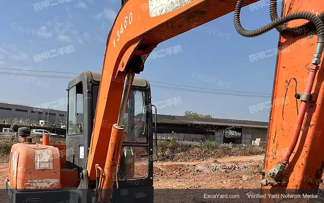 2014 Doosan DX260LC Used Excavator — gallery view 10, used excavator available for export from China