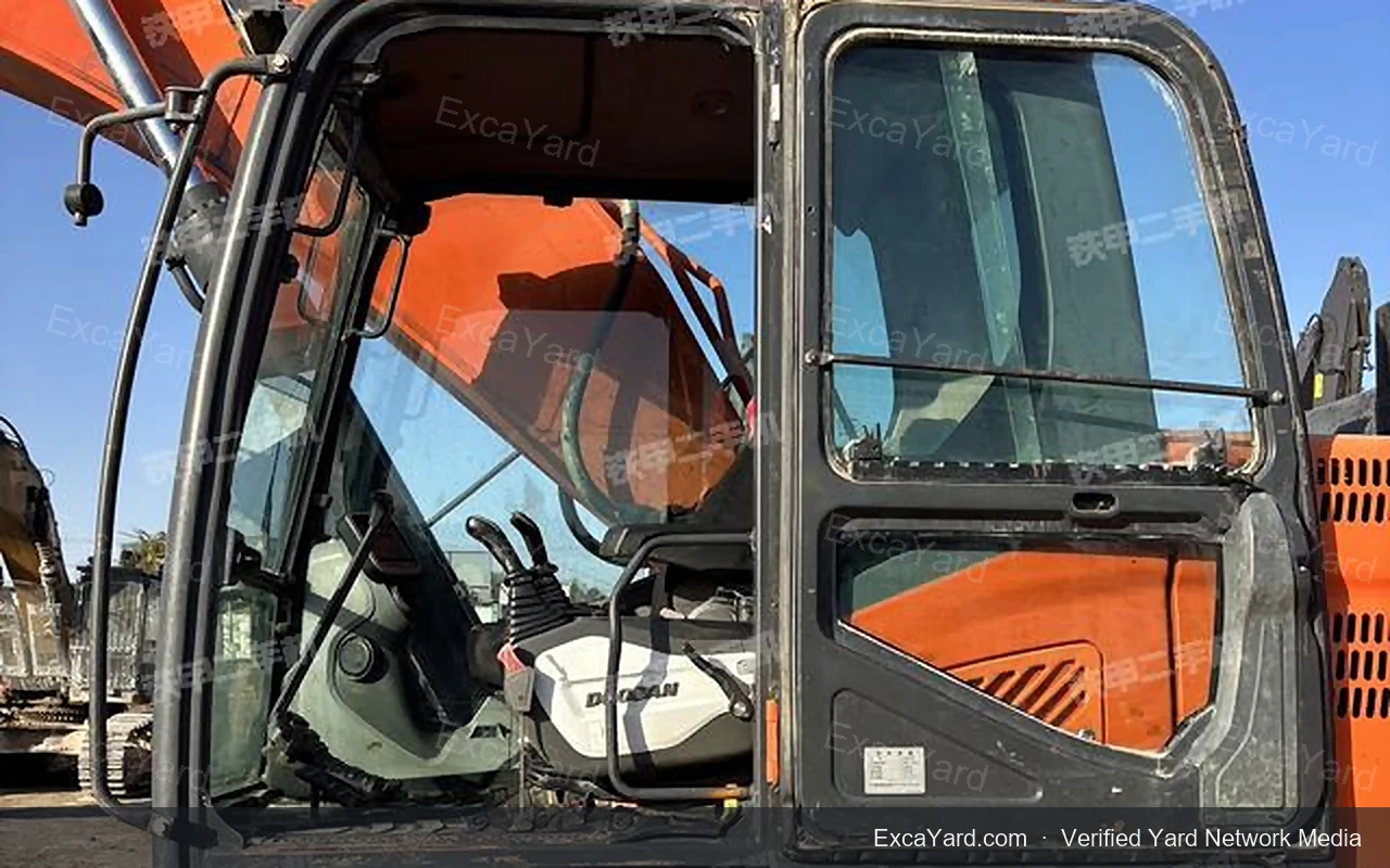 2018 Doosan DX380LC9CACE Used Excavator — gallery view 16, used excavator available for export from China