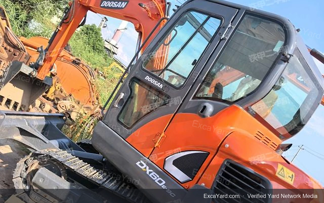 2018 Doosan DX380LC9CACE Used Excavator — gallery view 8, used excavator available for export from China