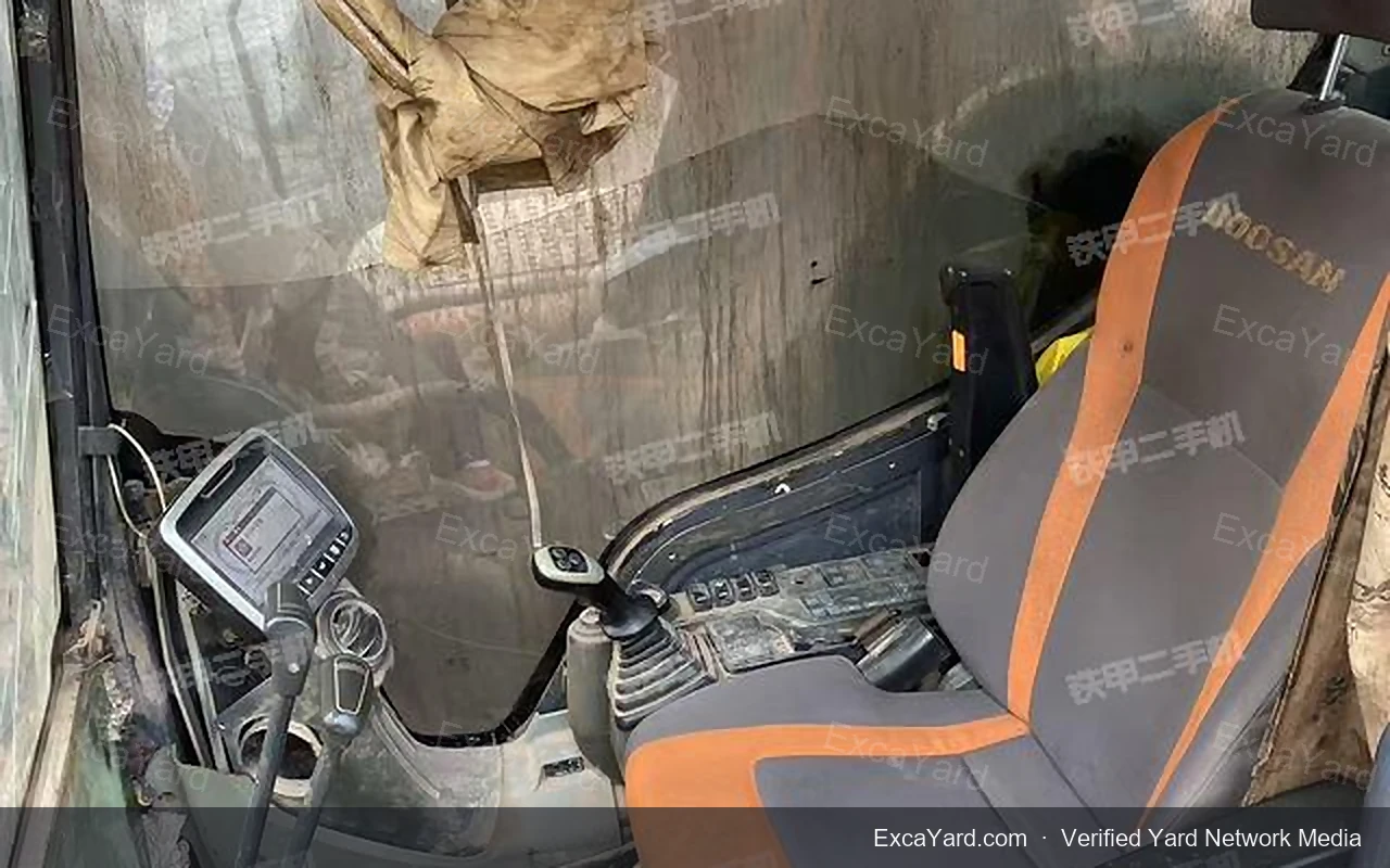 2019 Doosan DX500LC9C Used Excavator — gallery view 15, used excavator available for export from China