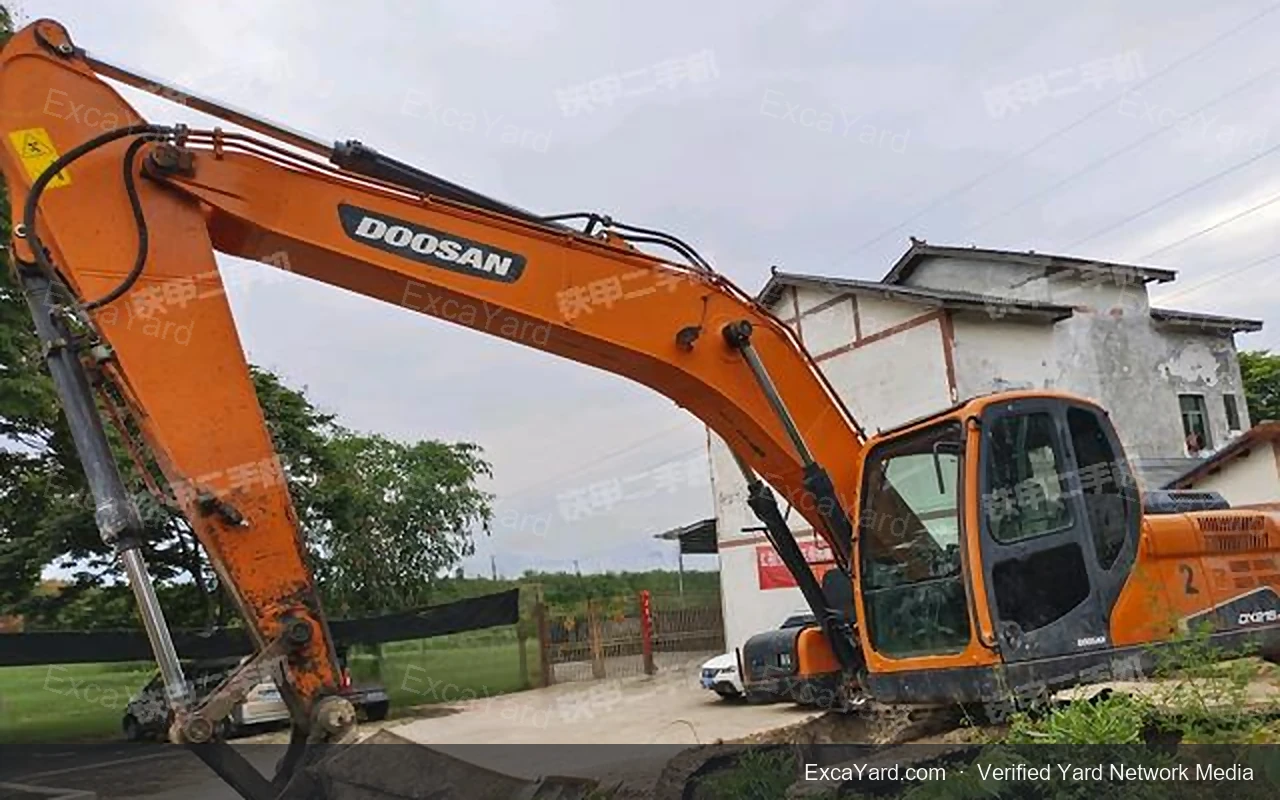 2018 Doosan DX520LC Used Excavator — gallery view 4, used excavator available for export from China