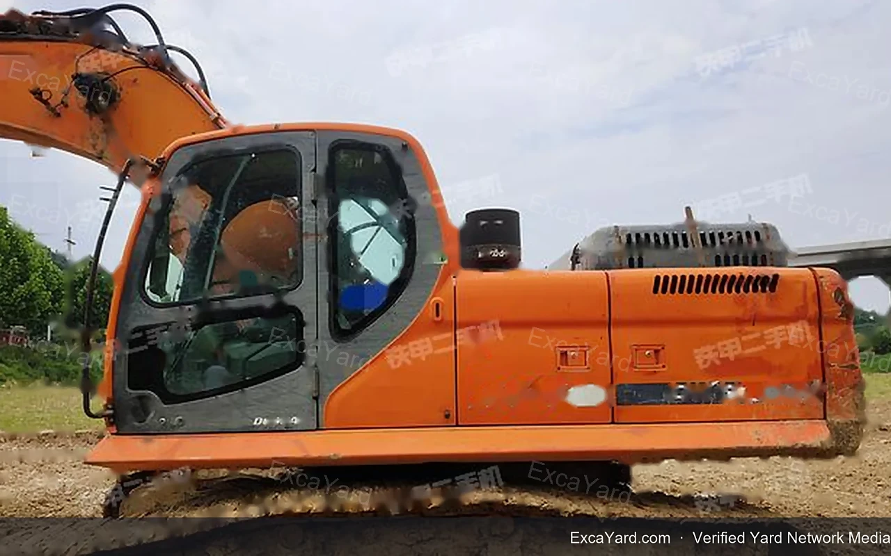 2010 Doosan SX300LC Used Excavator — gallery view 6, used excavator available for export from China