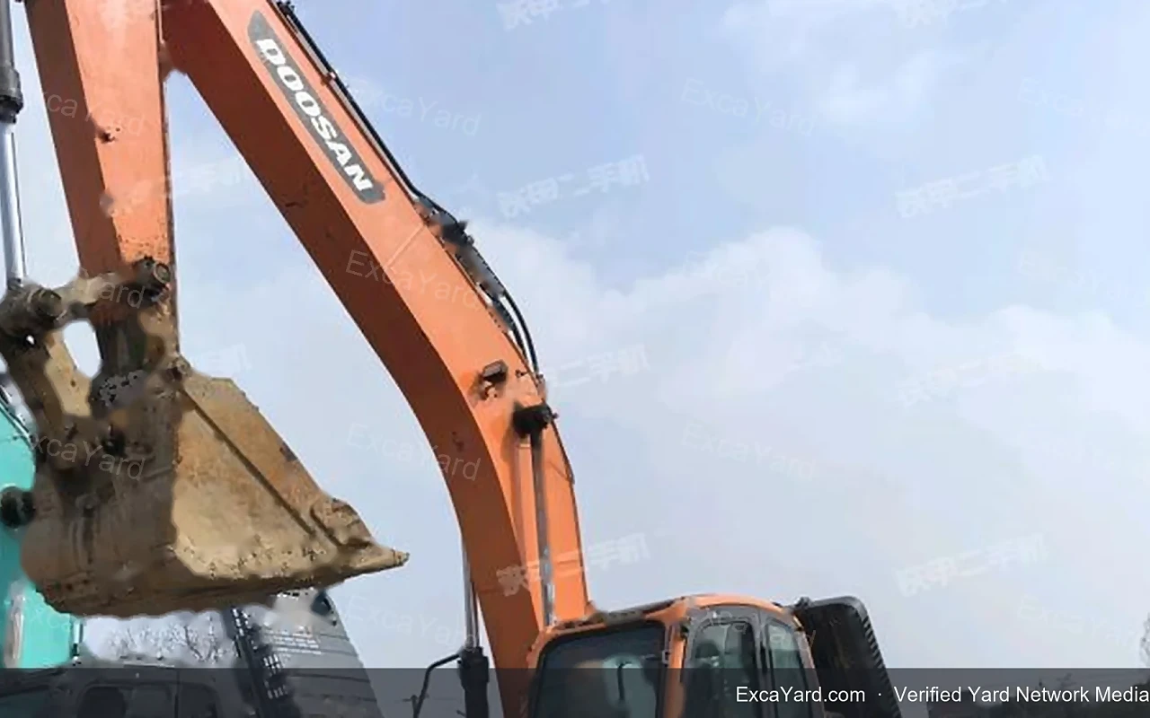 2010 Doosan SX300LC Used Excavator — gallery view 4, used excavator available for export from China