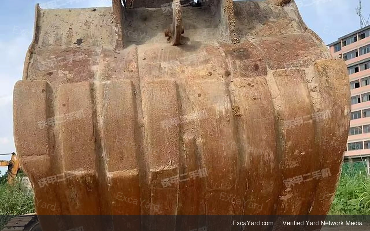 2005 Hitachi ZX2005 Used Excavator — gallery view 11, used excavator available for export from China