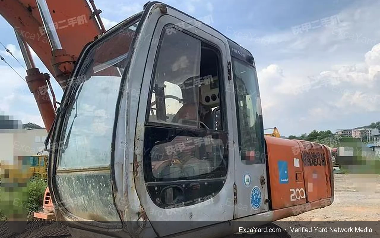 2005 Hitachi ZX2005 Used Excavator — gallery view 9, used excavator available for export from China