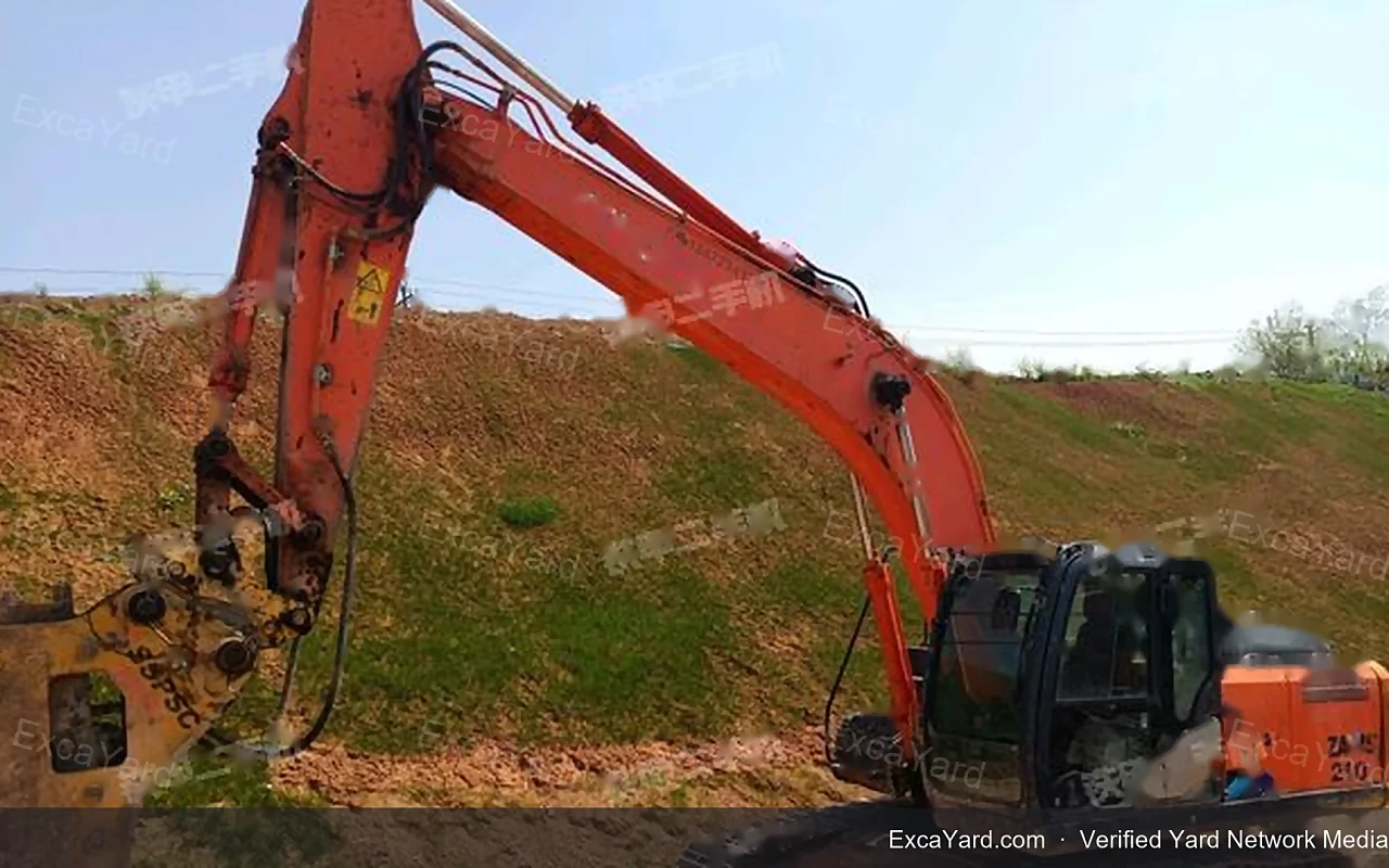 2019 Hitachi ZX2005A Used Excavator — gallery view 4, used excavator available for export from China
