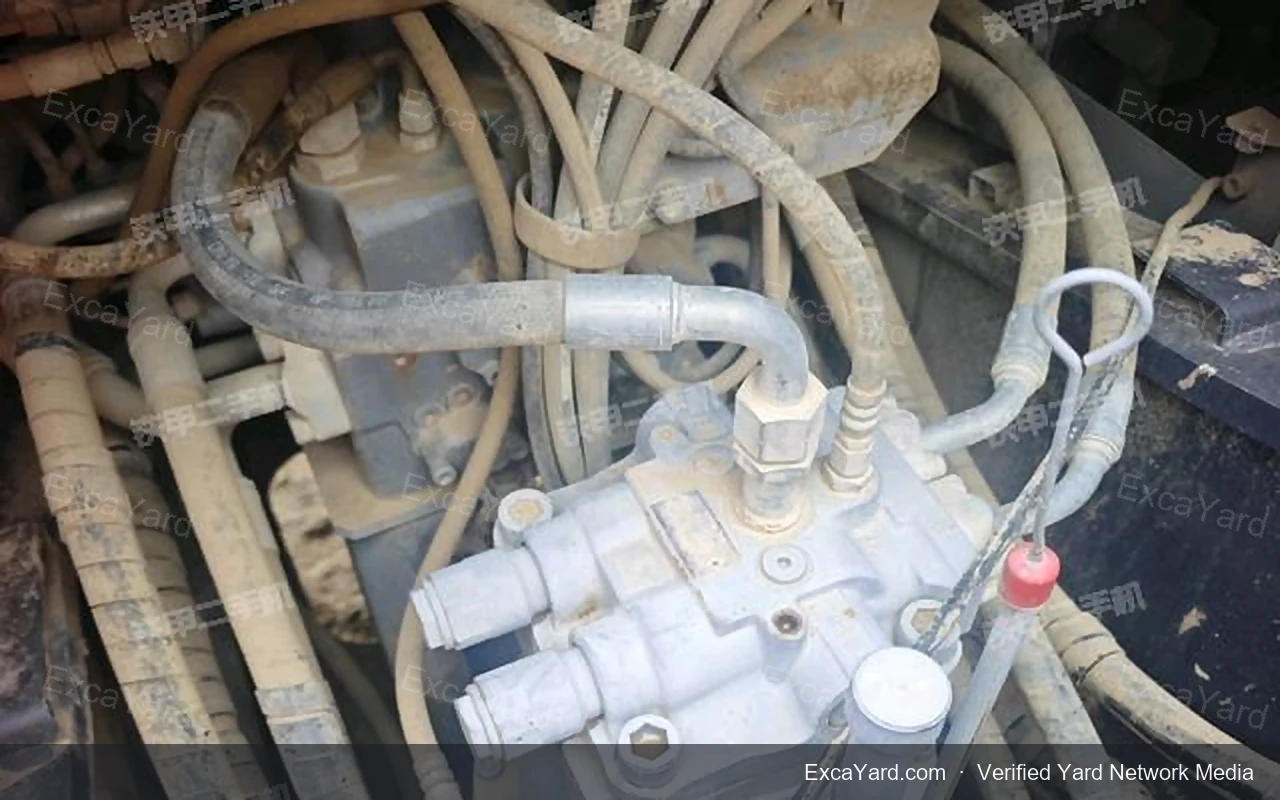 2017 Hitachi ZX2005A Used Excavator — gallery view 11, used excavator available for export from China