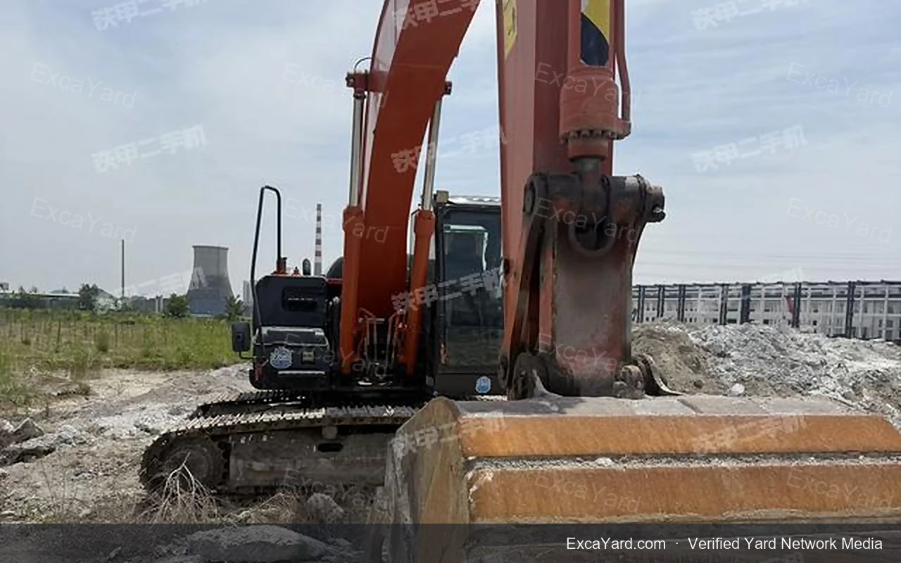 2020 Hitachi ZX2005A Used Excavator — gallery view 5, used excavator available for export from China