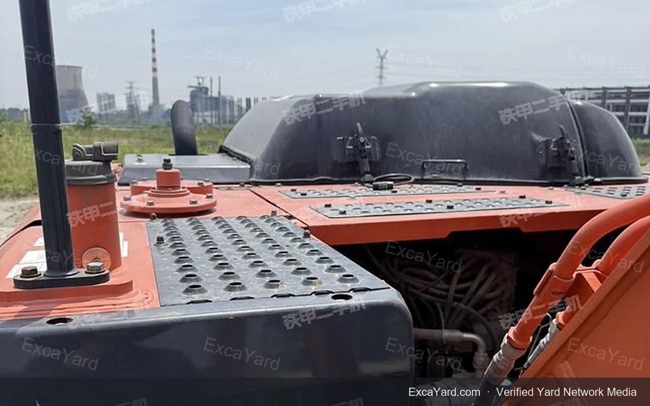 2020 Hitachi ZX2005A Used Excavator — gallery view 4, used excavator available for export from China