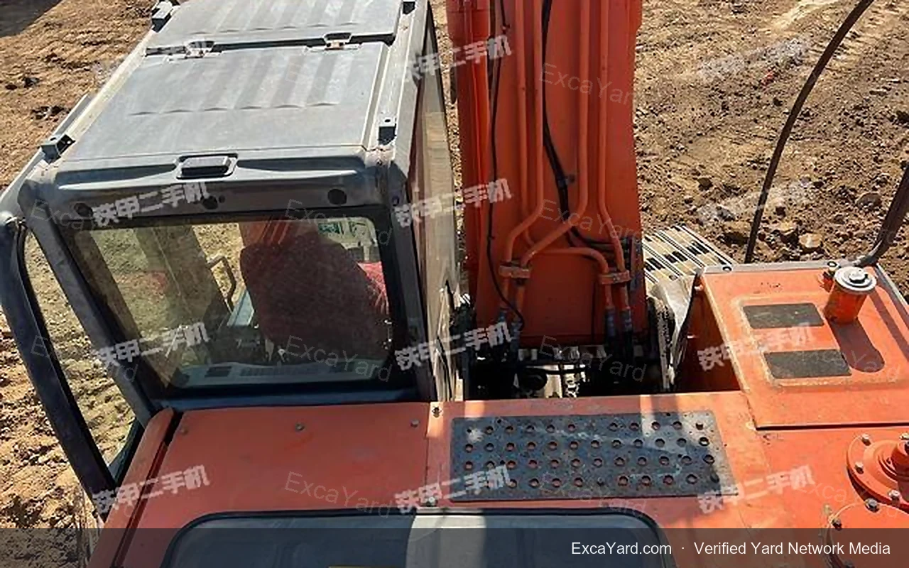 2020 Hitachi ZX210K5A Used Excavator — gallery view 6, used excavator available for export from China