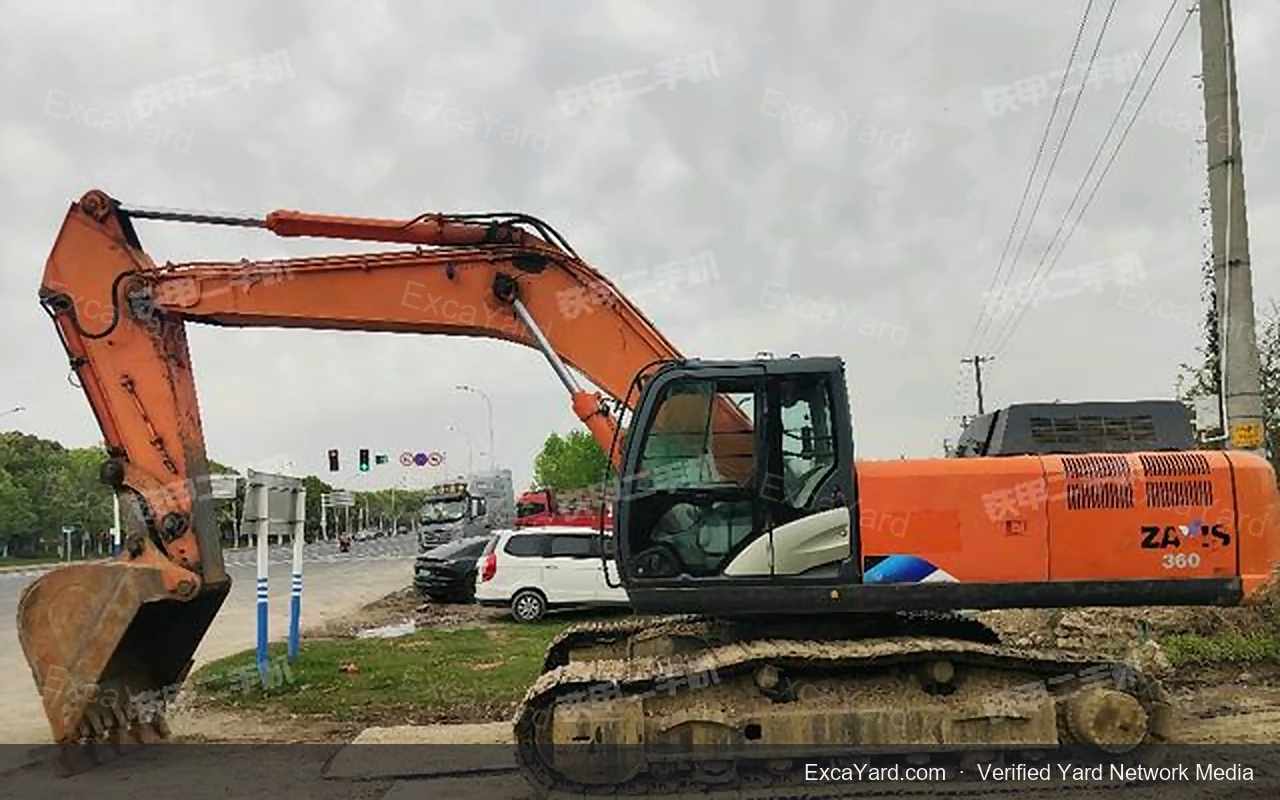 2020 Hitachi ZX210K5A Used Excavator — gallery view 2, used excavator available for export from China