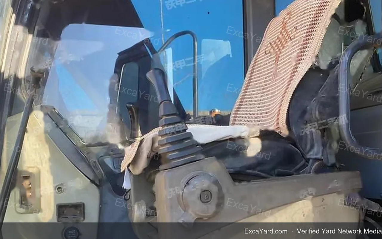2015 Hyundai R1107 Used Excavator — gallery view 12, used excavator available for export from China