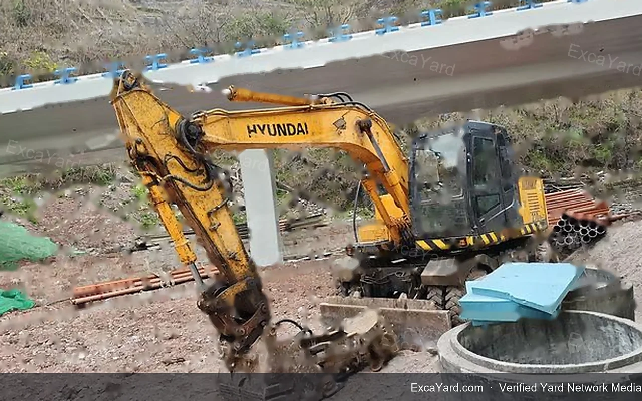 2015 Hyundai R1107 Used Excavator — gallery view 4, used excavator available for export from China