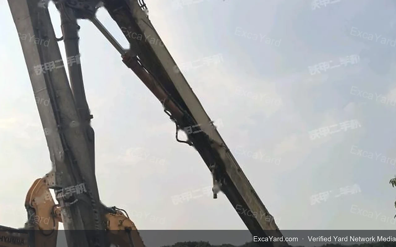 2015 Hyundai R1107 Used Excavator — gallery view 3, used excavator available for export from China