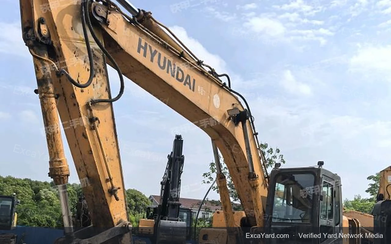 2011 Hyundai R265LC7 Used Excavator — gallery view 4, used excavator available for export from China