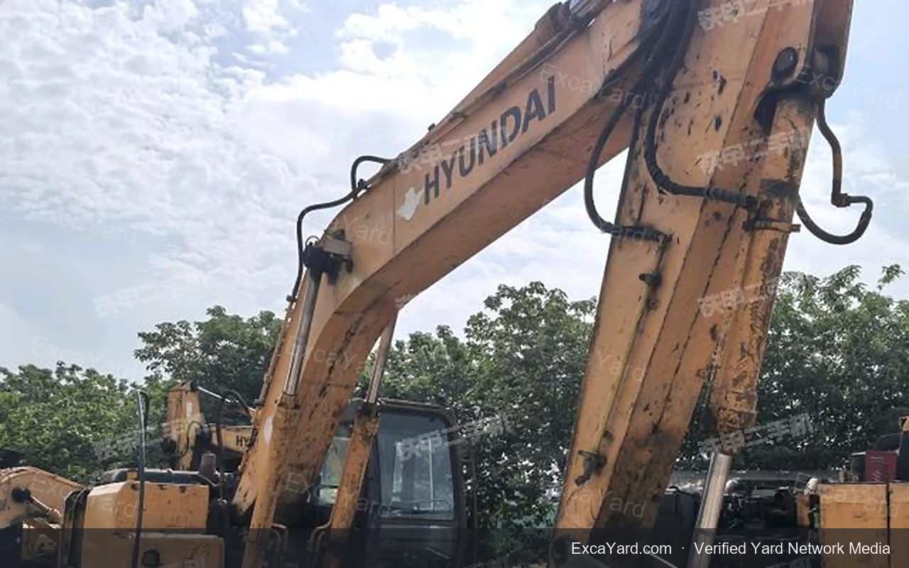 2011 Hyundai R265LC7 Used Excavator — gallery view 5, used excavator available for export from China