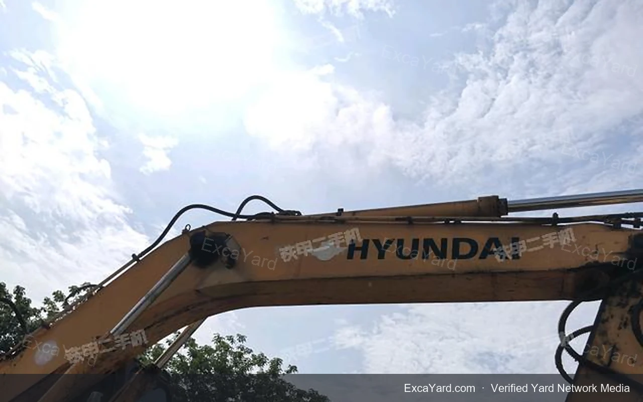 Excavadora Hyundai R265LC7 2011 10.000 horas Grado B para exportación
