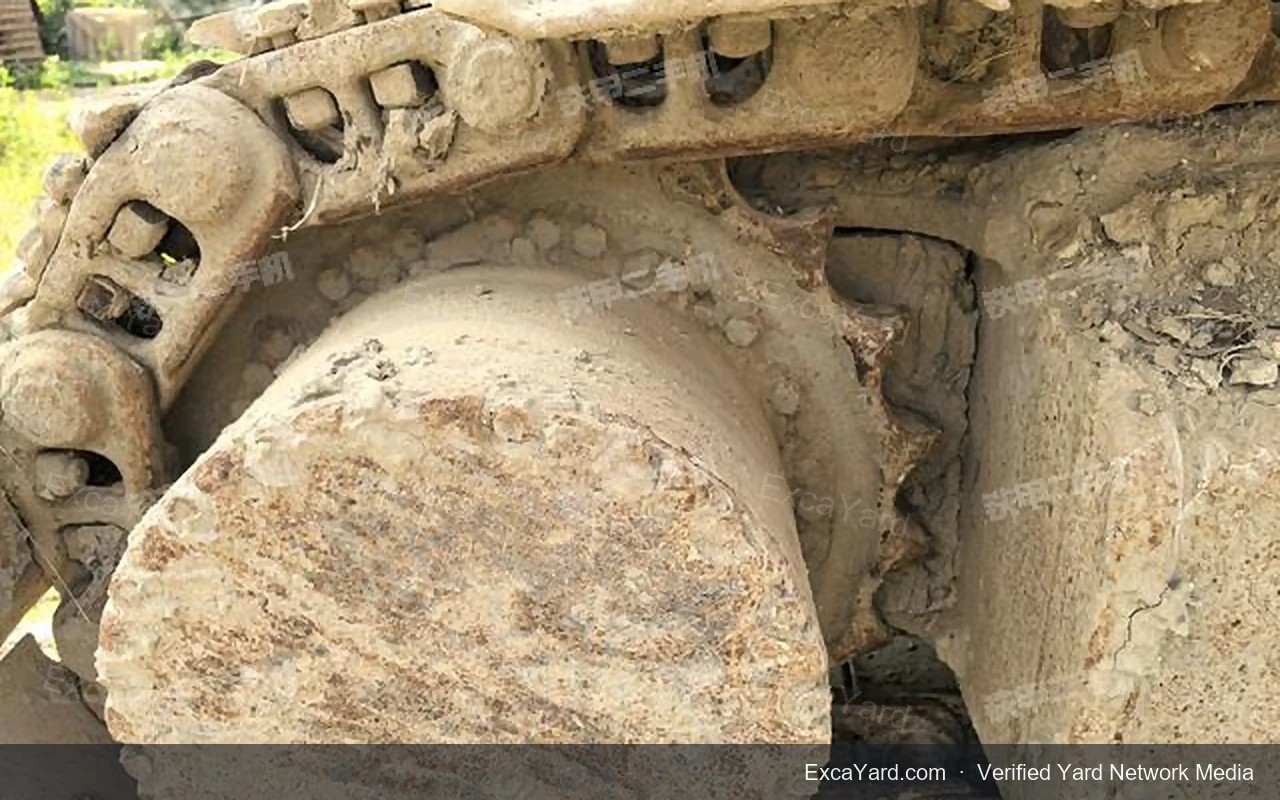 2011 Hyundai R265LC7 Used Excavator — gallery view 13, used excavator available for export from China