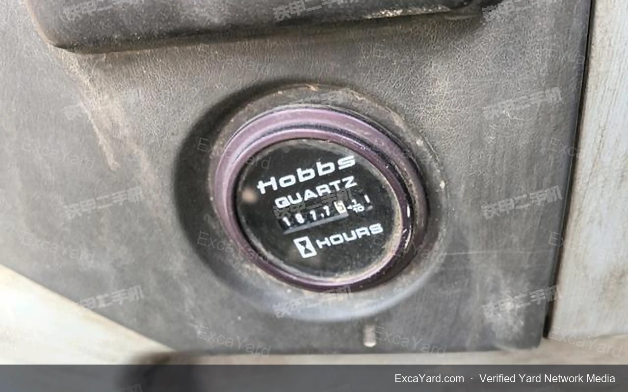 2011 Hyundai R265LC7 Used Excavator — gallery view 7, used excavator available for export from China