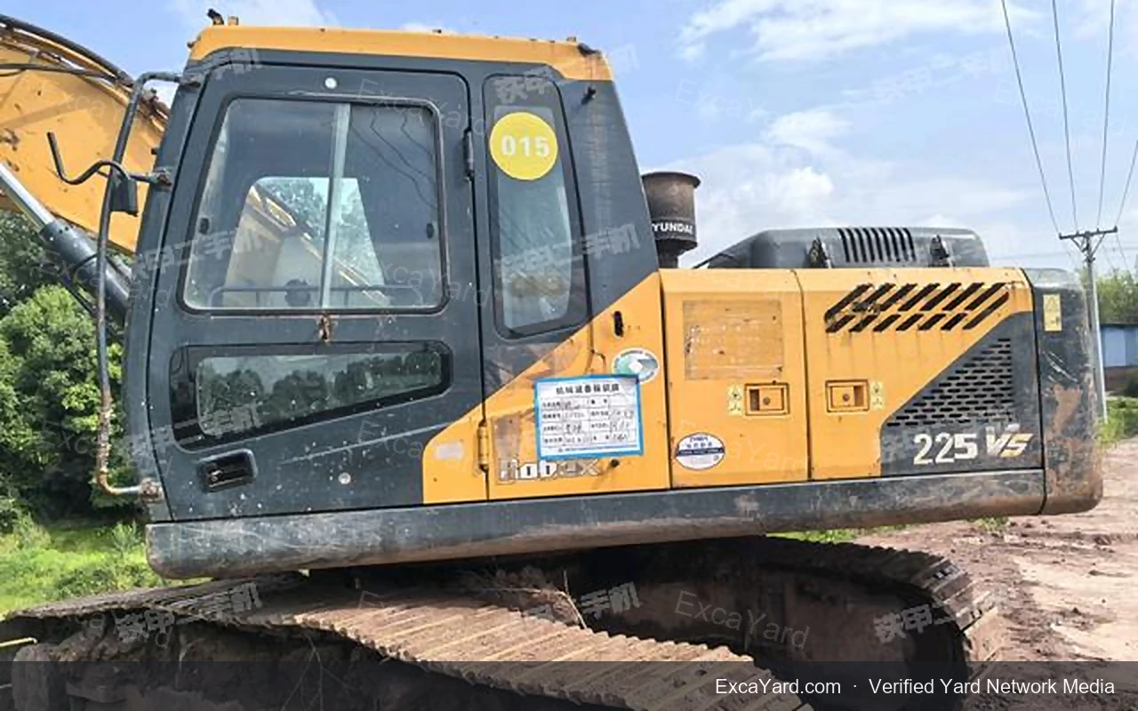2014 Hyundai R807 Used Excavator — gallery view 9, used excavator available for export from China